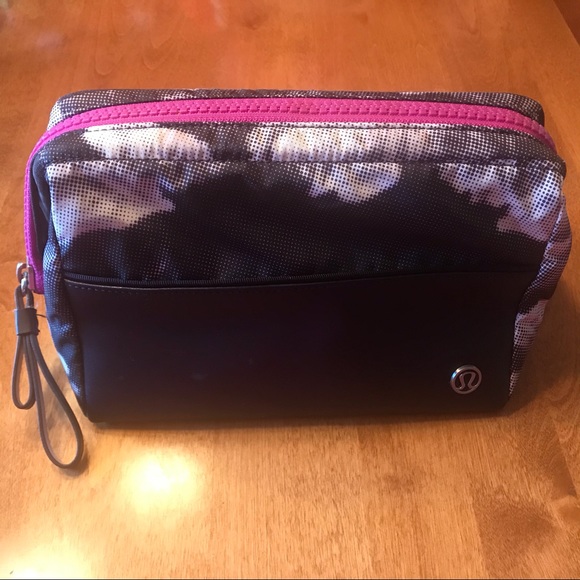 lululemon athletica Bags Lululemon Athletica Cosmetic Bag Poshmark
